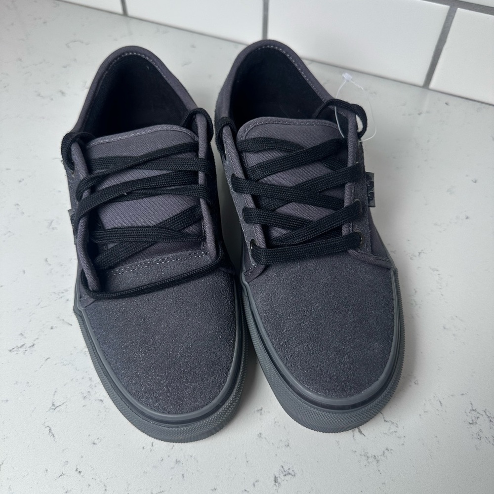 Skate‎ Chukka Low Shoe Grey Size 5.5